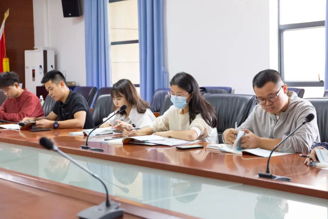 1697381858383041970.jpg 1697381858383041970.jpg