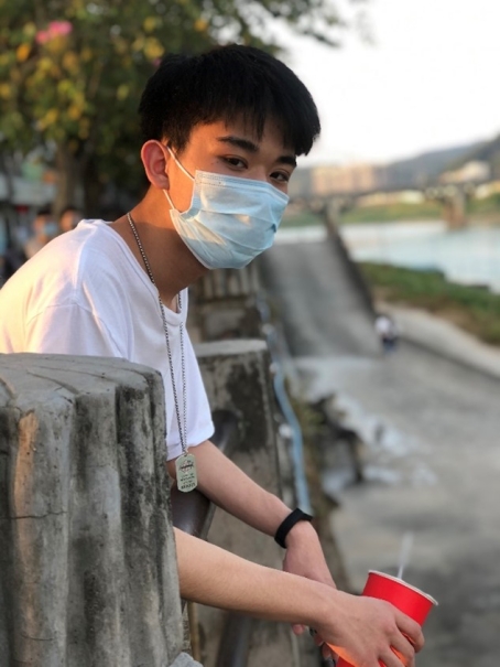 彭振宇_副本.jpg