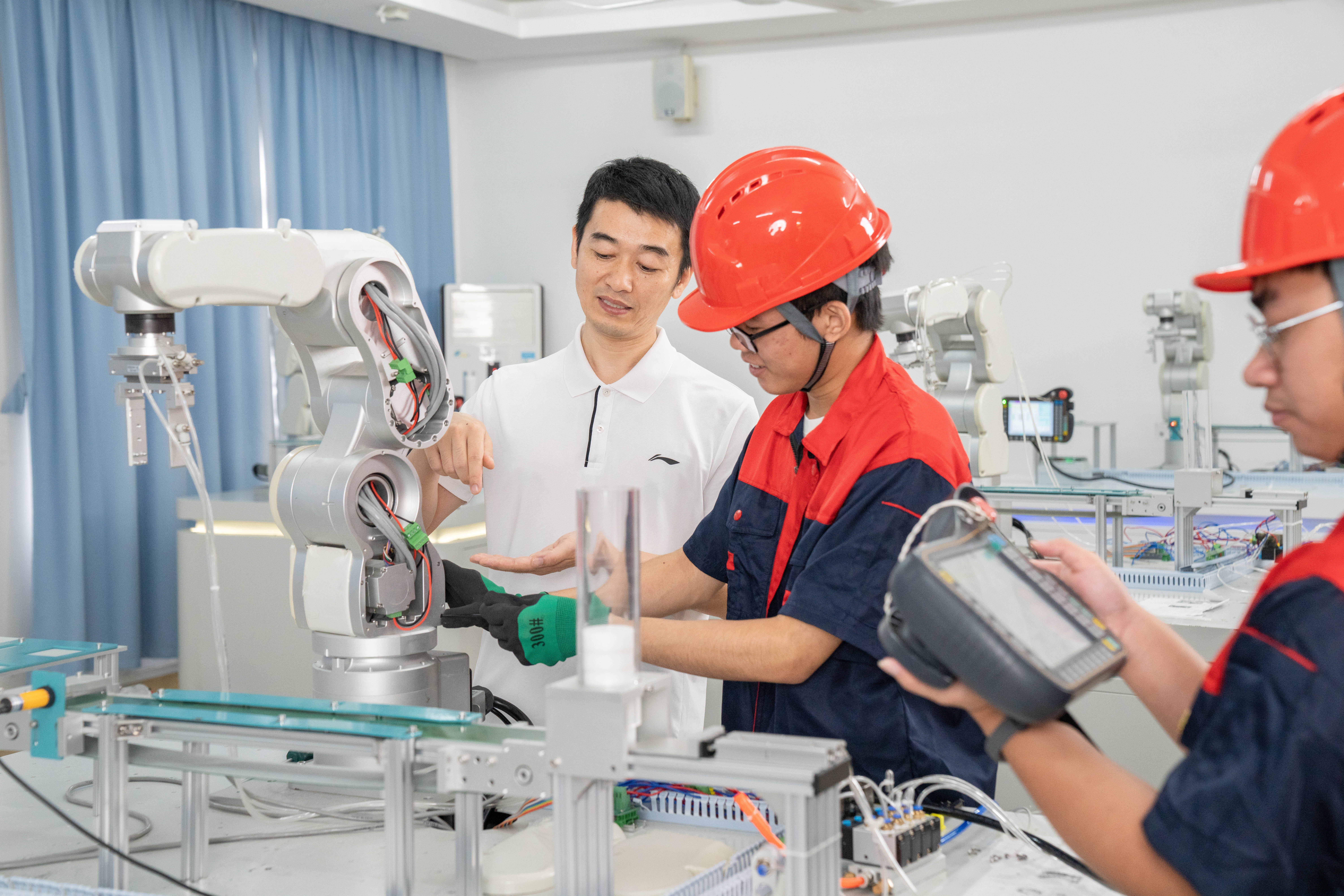 机电一体化技能实训.jpg