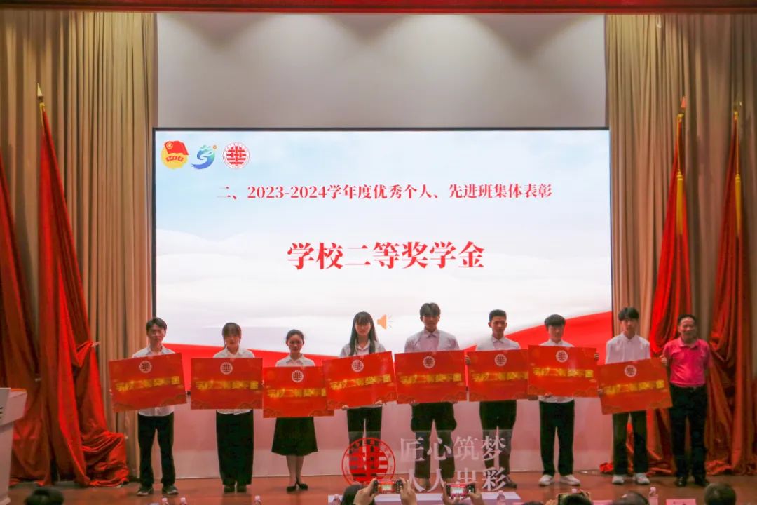 1719829104369049447.jpg 1719829104369049447.jpg