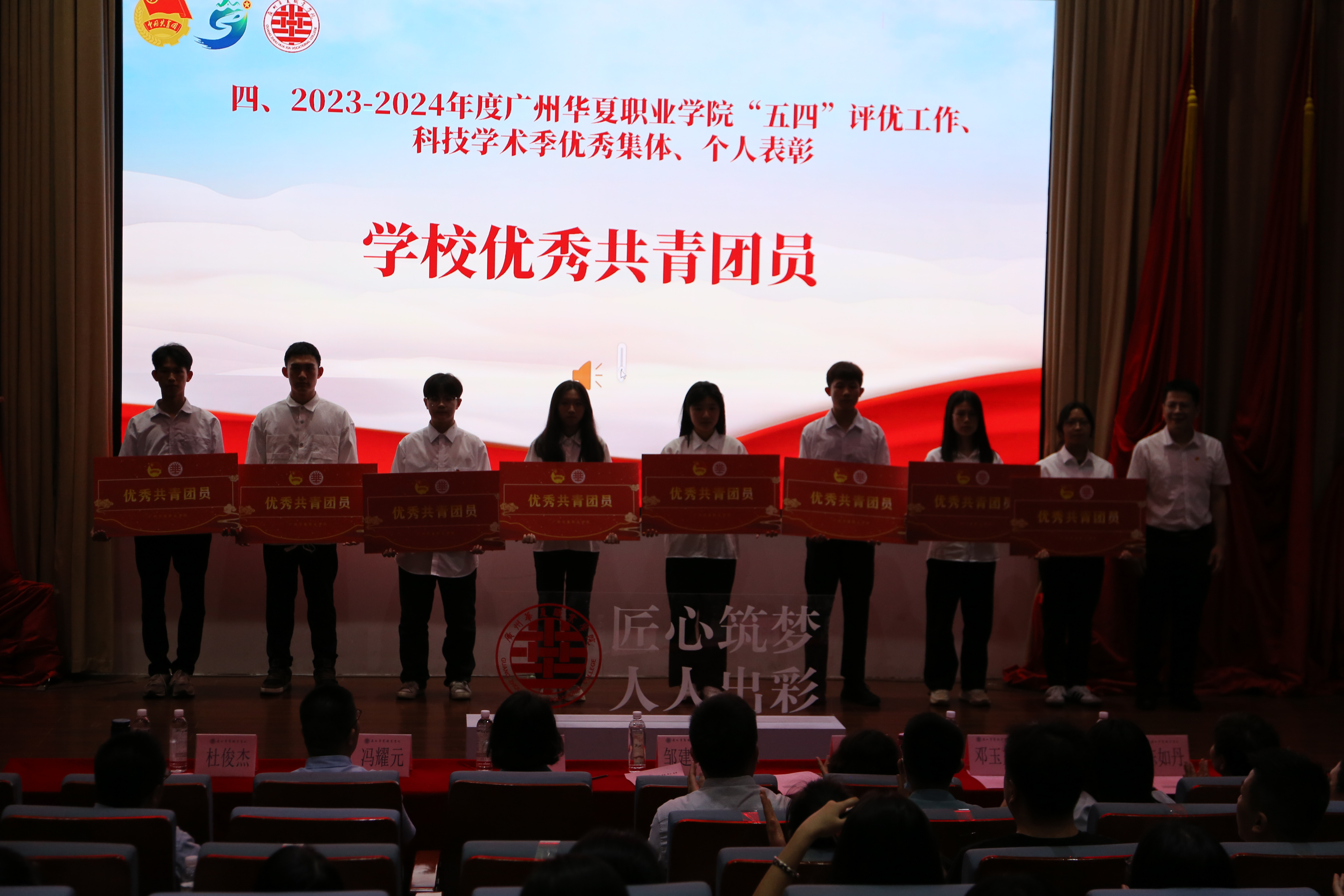 1719845797131055612.jpg 1719845797131055612.jpg