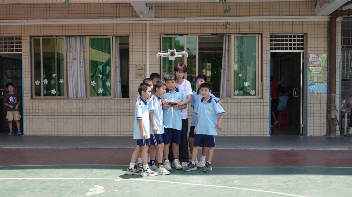 1723620444355079572.png 5c7afc2f48d7beef6ea45ac661acea4.png