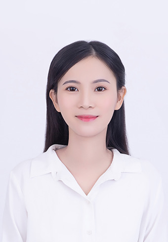 何彩云.png