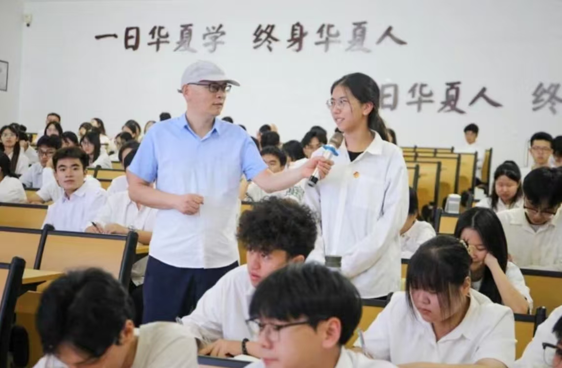 1730651659948041876.jpg 1730651659948041876.jpg