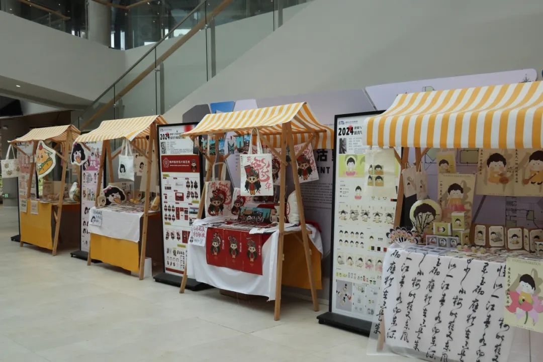 1733415877760082071.jpg 1733415877760082071.jpg