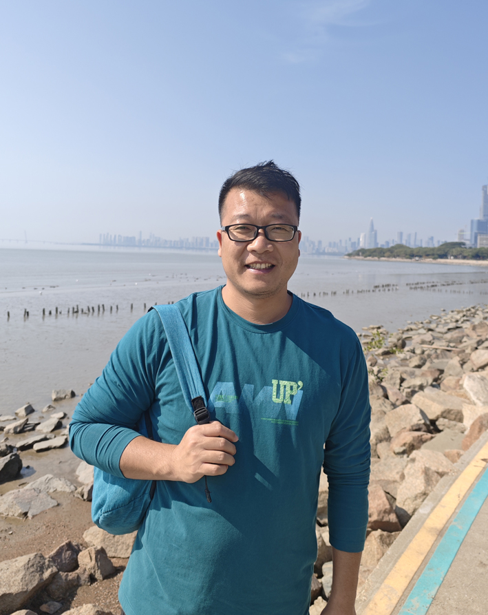 1.李启成.jpg