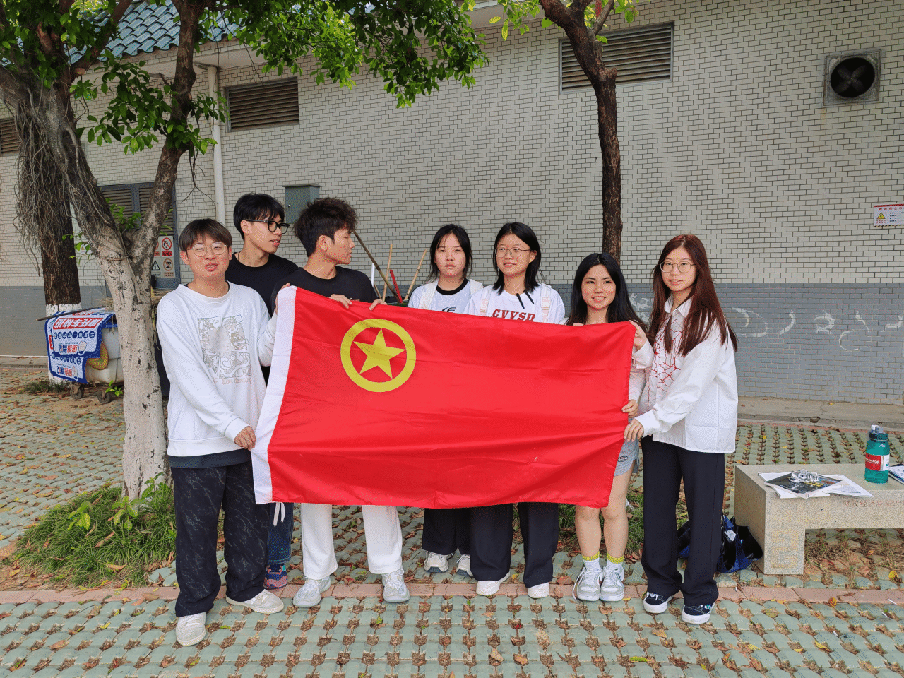 1747928926898024884.png 1747928926898024884.png