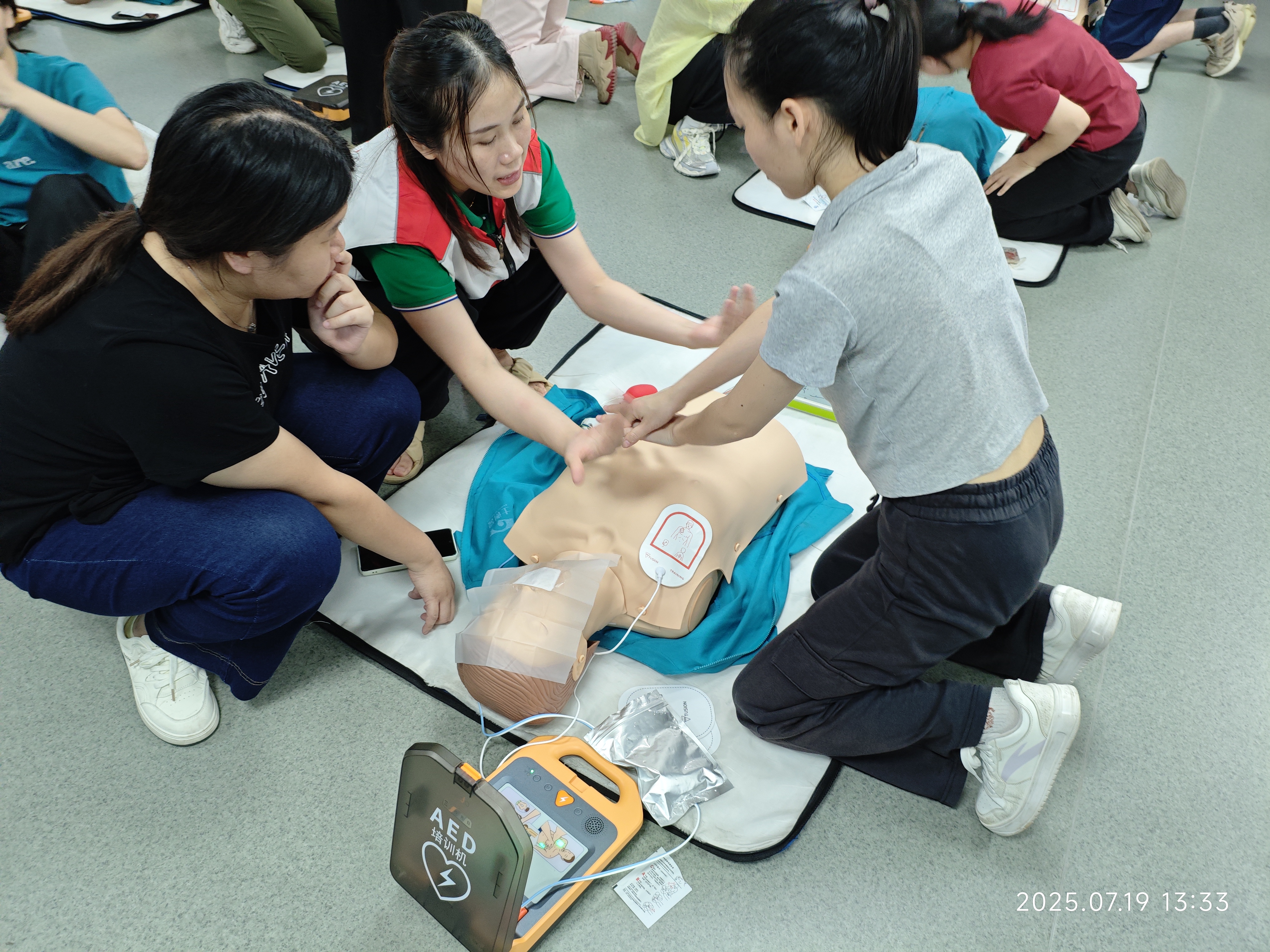 1757550296061013291.jpg aef11d16217ba9d8115cf0520691d6f.jpg