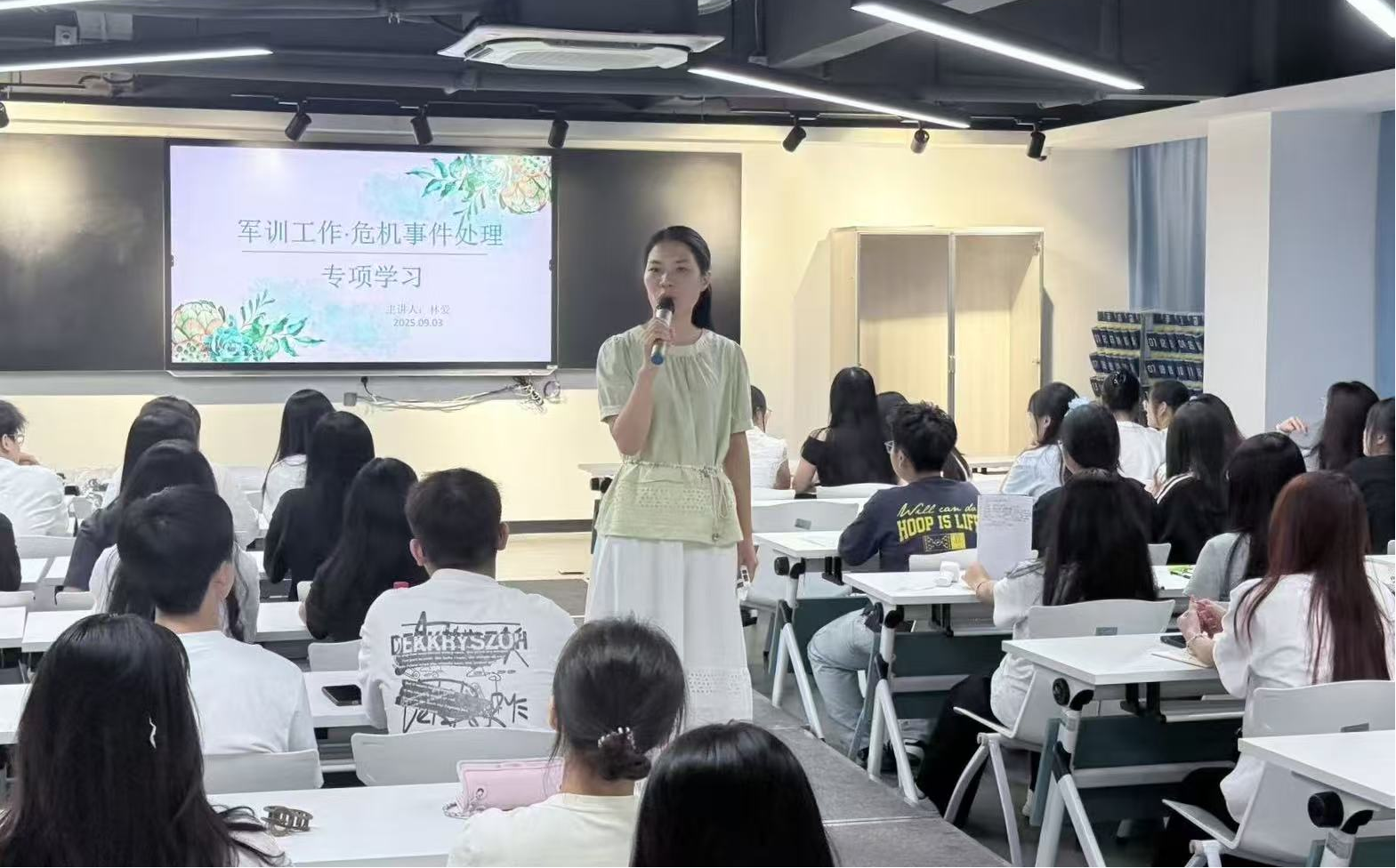 1760927831424096105.png 图片15.png