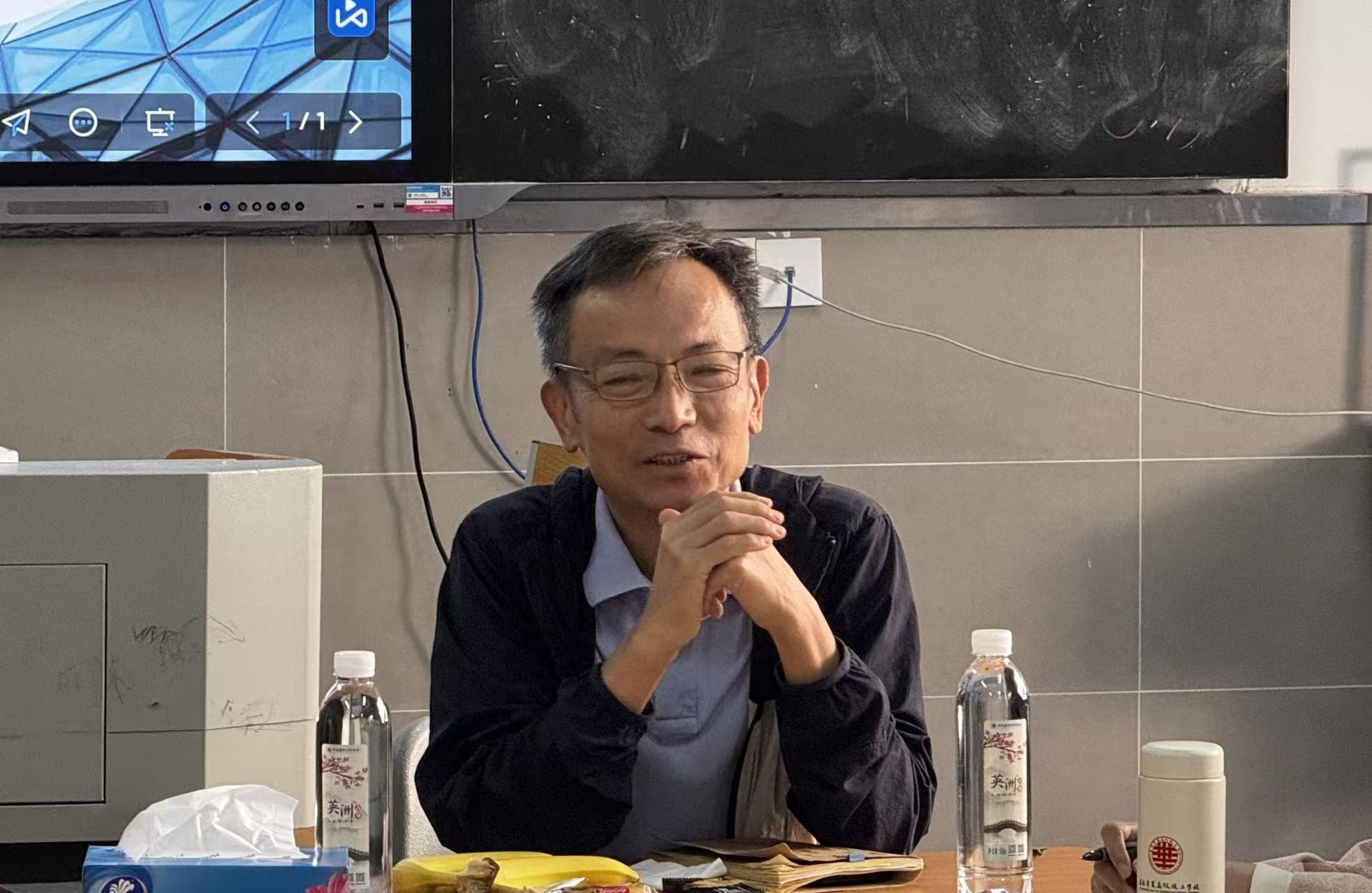 微信图片_20251123225449_285_2.jpg