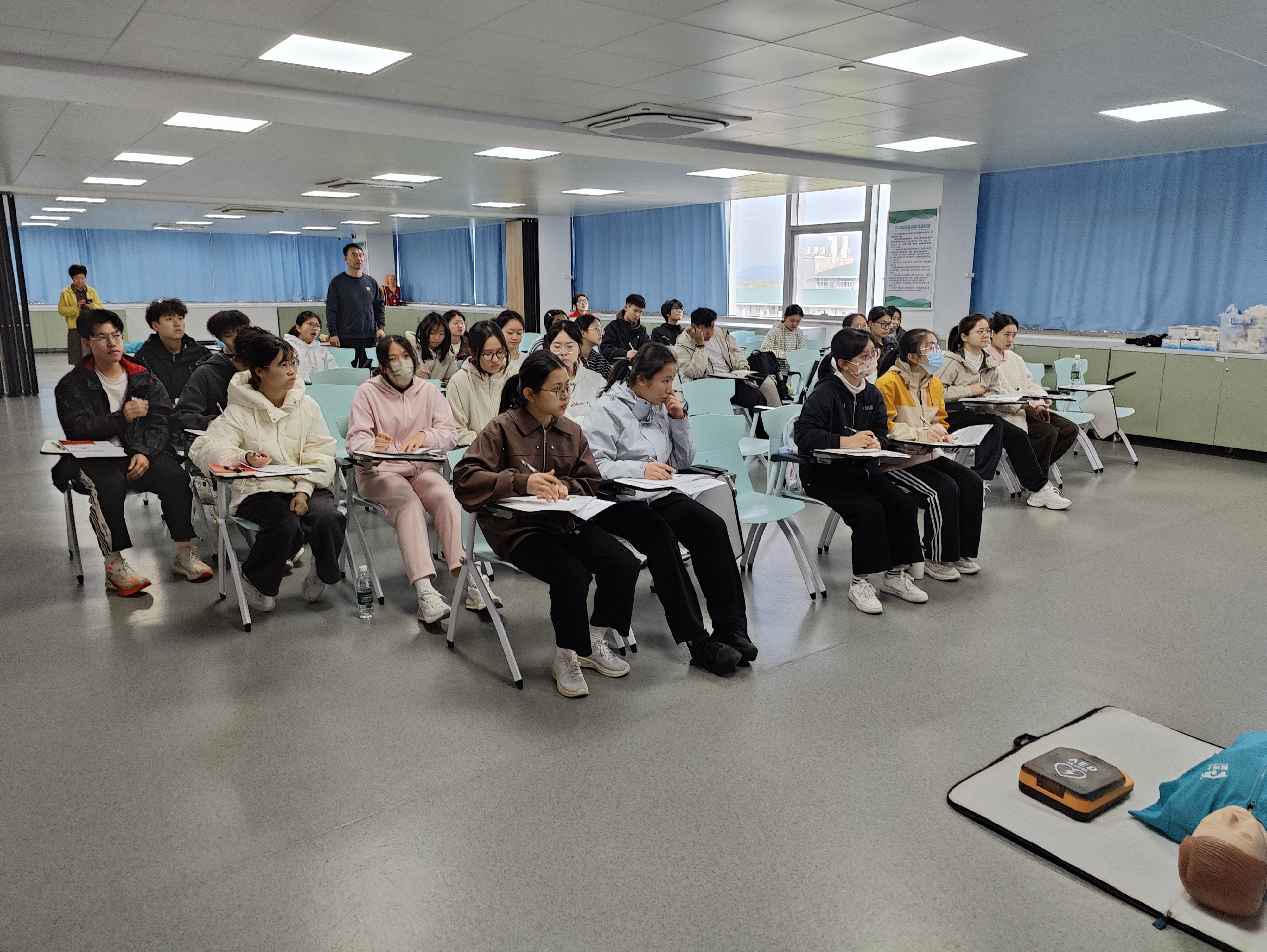 1765846616151024393.jpg IMG20251214091630.jpg