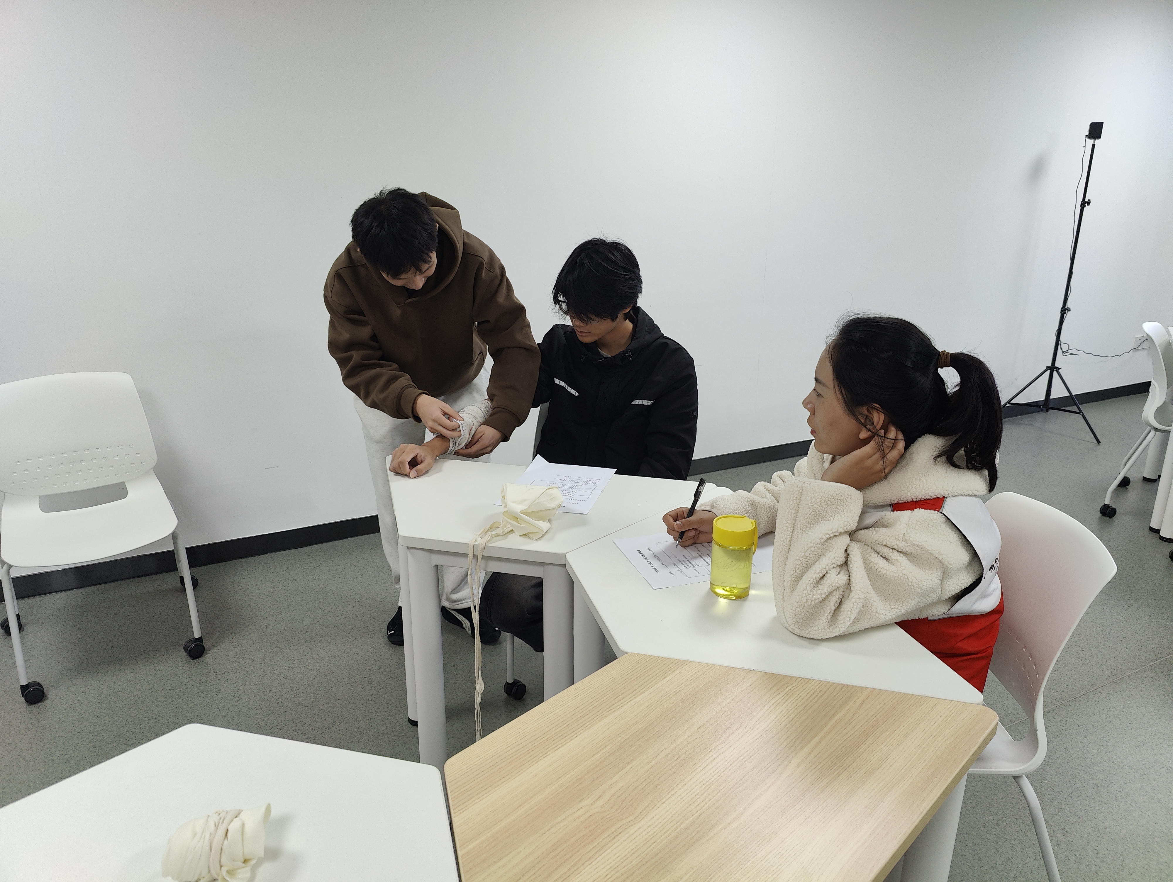 1765846789324050388.jpg IMG20251214144821.jpg