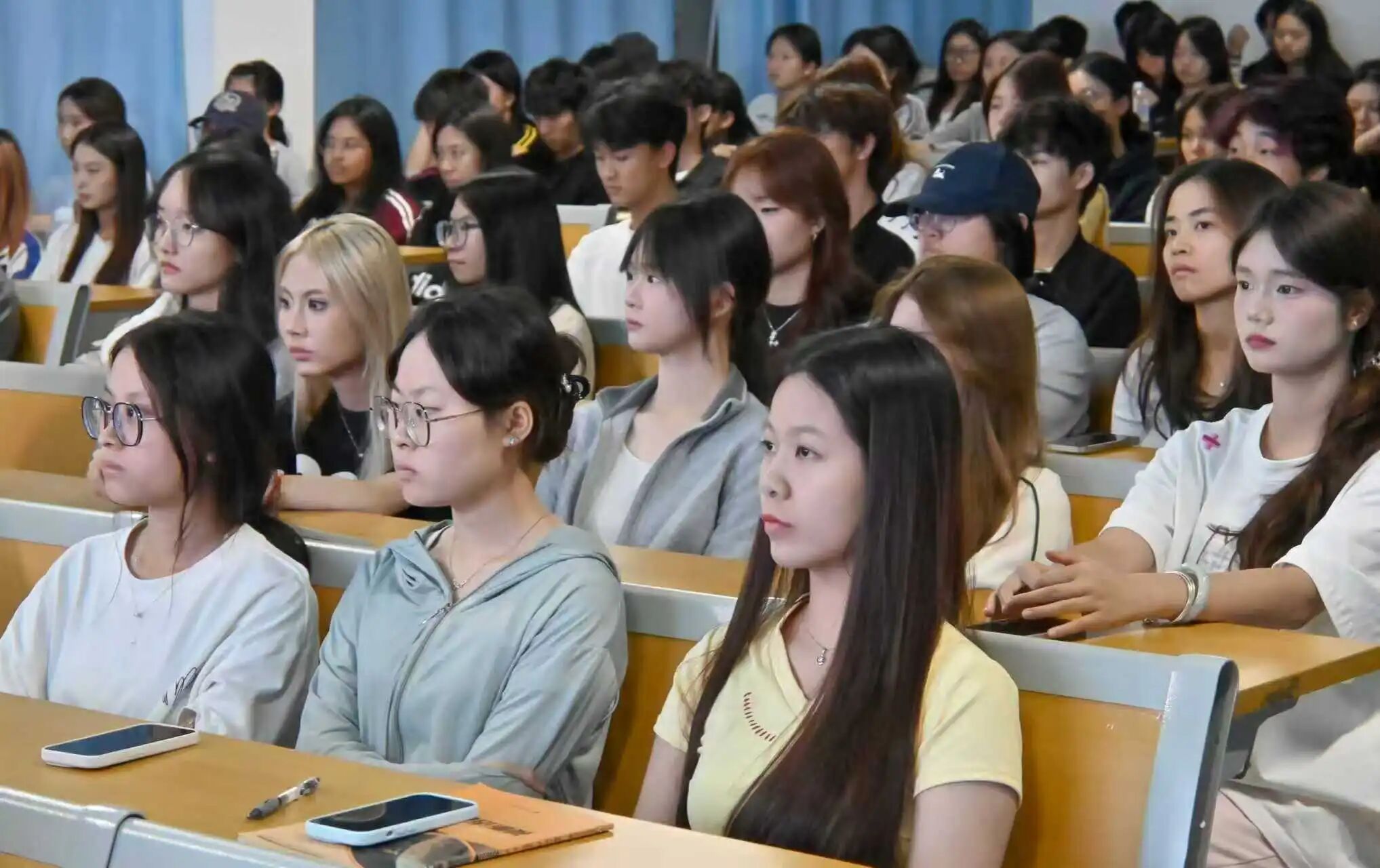 1765983757454051517.jpg 1765983757454051517.jpg