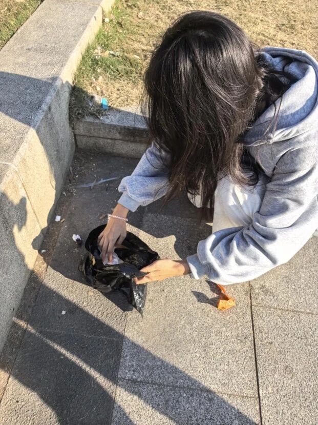 1766405772526026875.jpg 1766405772526026875.jpg